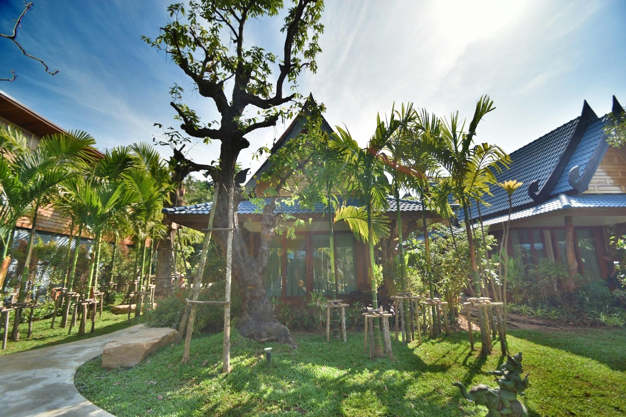 The Nine Thipthara Klongson Resort Ban Nong Thale Bagian luar foto