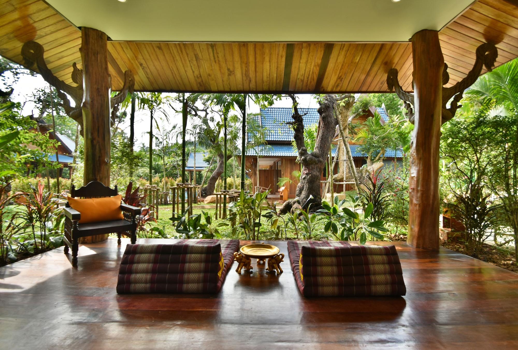 The Nine Thipthara Klongson Resort Ban Nong Thale Bagian luar foto