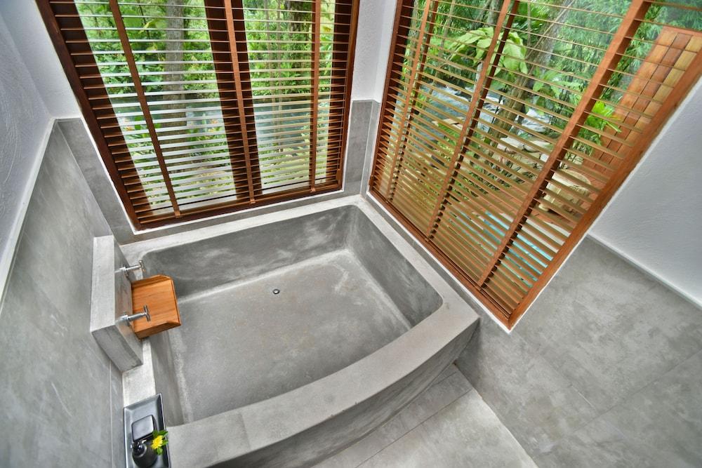 The Nine Thipthara Klongson Resort Ban Nong Thale Bagian luar foto