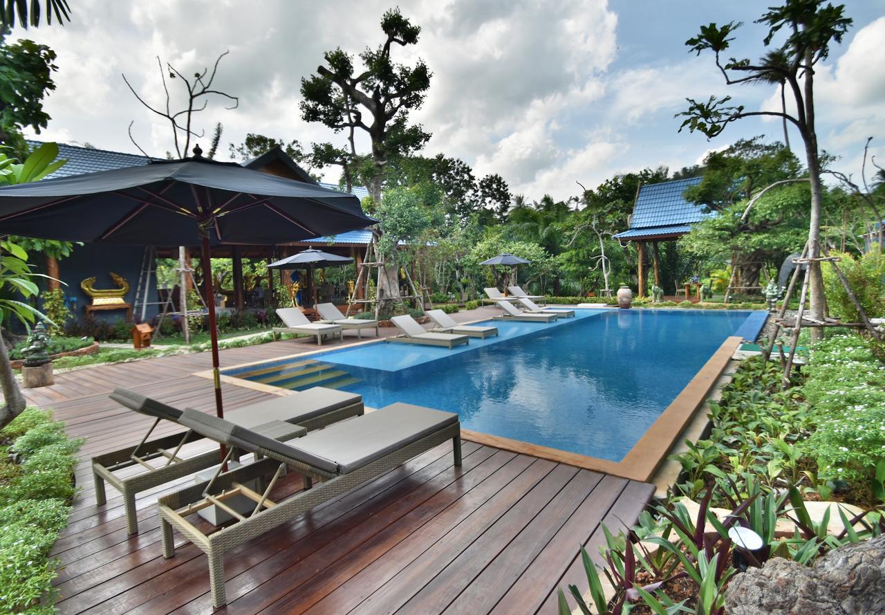 The Nine Thipthara Klongson Resort Ban Nong Thale Bagian luar foto
