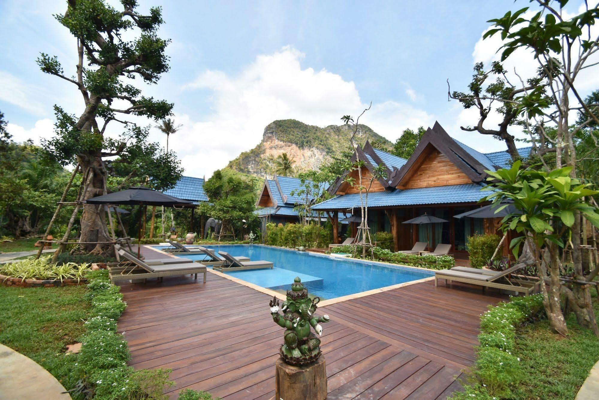 The Nine Thipthara Klongson Resort Ban Nong Thale Bagian luar foto