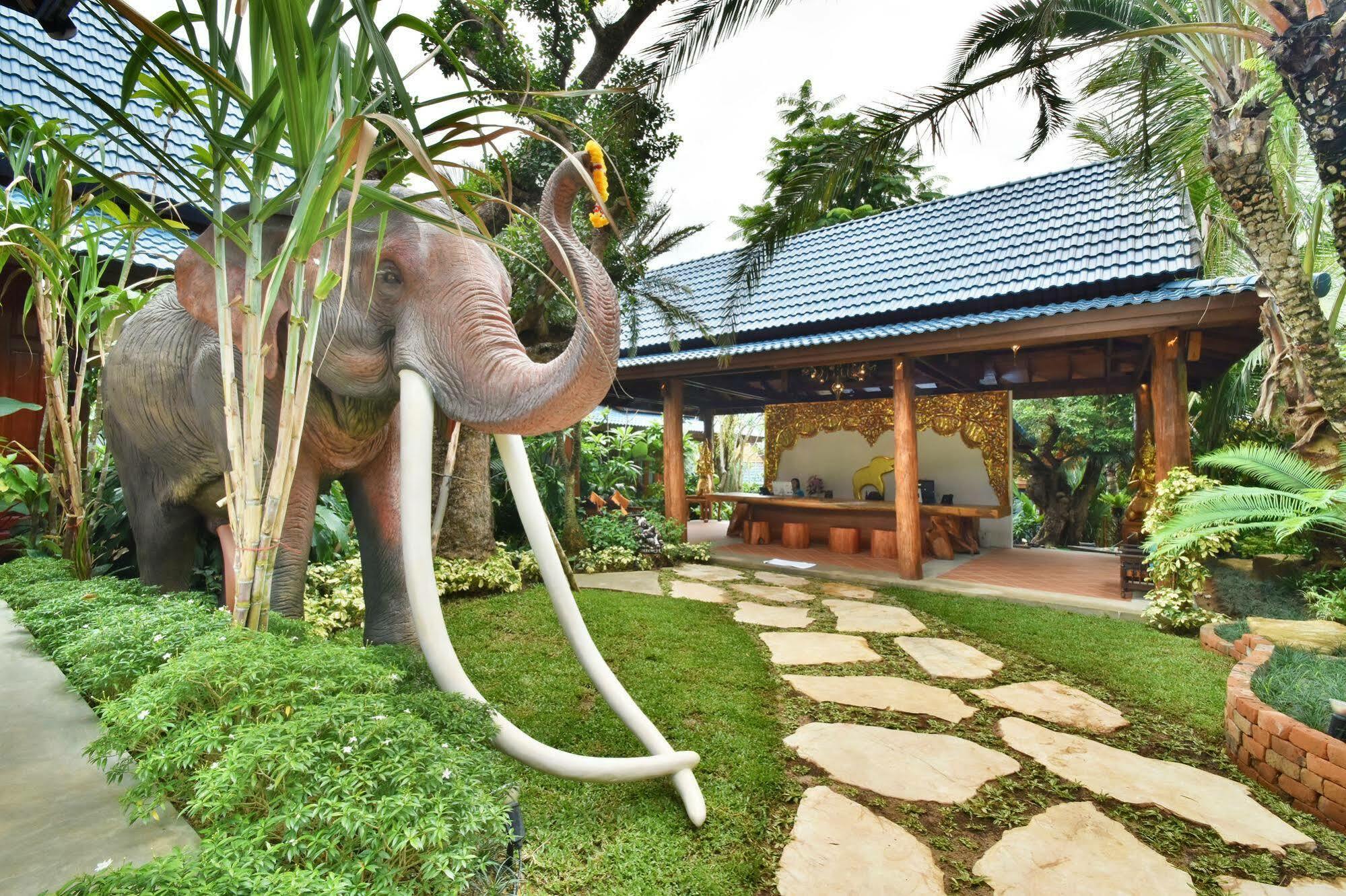 The Nine Thipthara Klongson Resort Ban Nong Thale Bagian luar foto